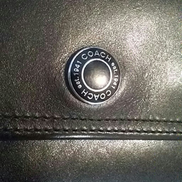 COACH High capacity trifold wallet - Picture 2 of 8